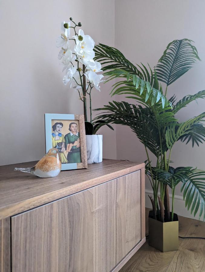 Gorgeous Apartment Wood Green Palmers Green Ngoại thất bức ảnh