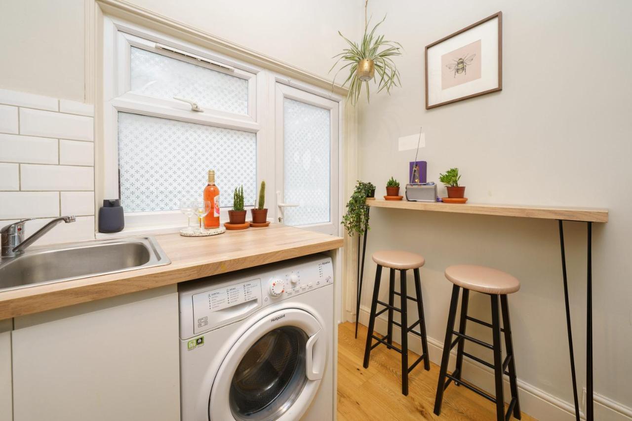 Gorgeous Apartment Wood Green Palmers Green Ngoại thất bức ảnh